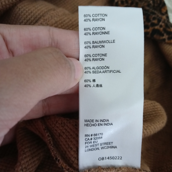 Pilcro Anthropologie Leopard Print Top Size M - Picture 8 of 14